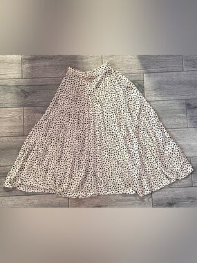 Zara Dalmatian Spot Flowy Midi Skirt 🖤🐾